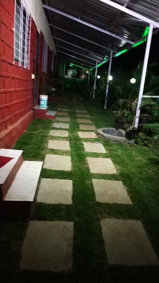 Vamoose Malvan Katta Satara Exterior foto